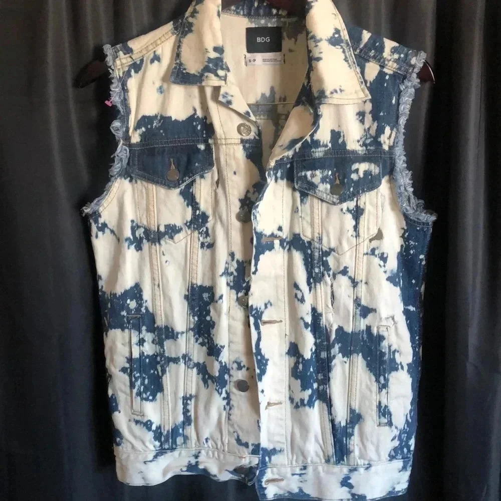 BDG Urban Outfitters Acid Wash Distressed Denim Vest Blue Whiteโ Small S-P